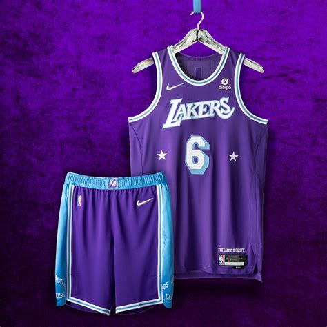 la lakers uniforms